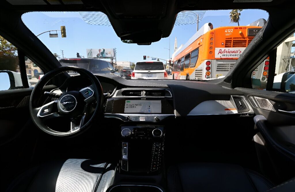 Uber Ready for Self-Driving Cars, But UK Not Until 2027